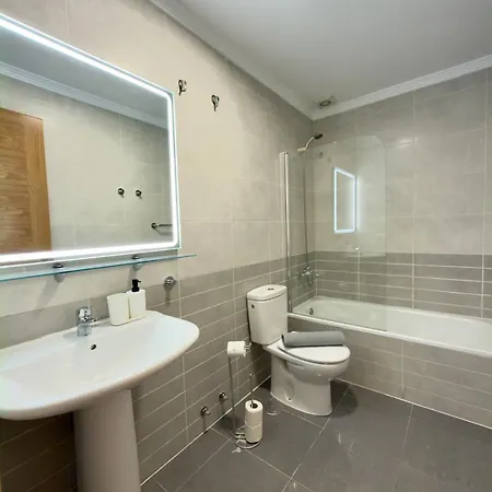 Dragos 105 Apartment